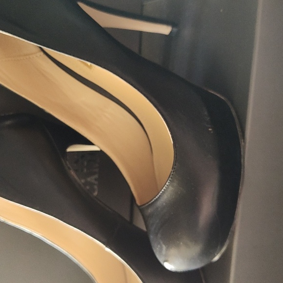 BCBG Black Platform Heels 4inch stilettos - Picture 3 of 6